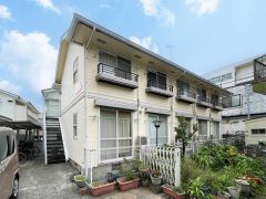 �_�ސ쌧���s�K���K��1����1�̃A�p�[�g�̌����O��