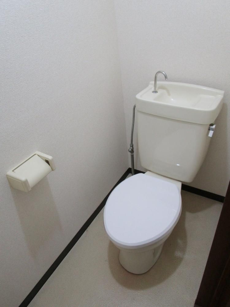 【トイレ】　嬉しいバストイレ別！