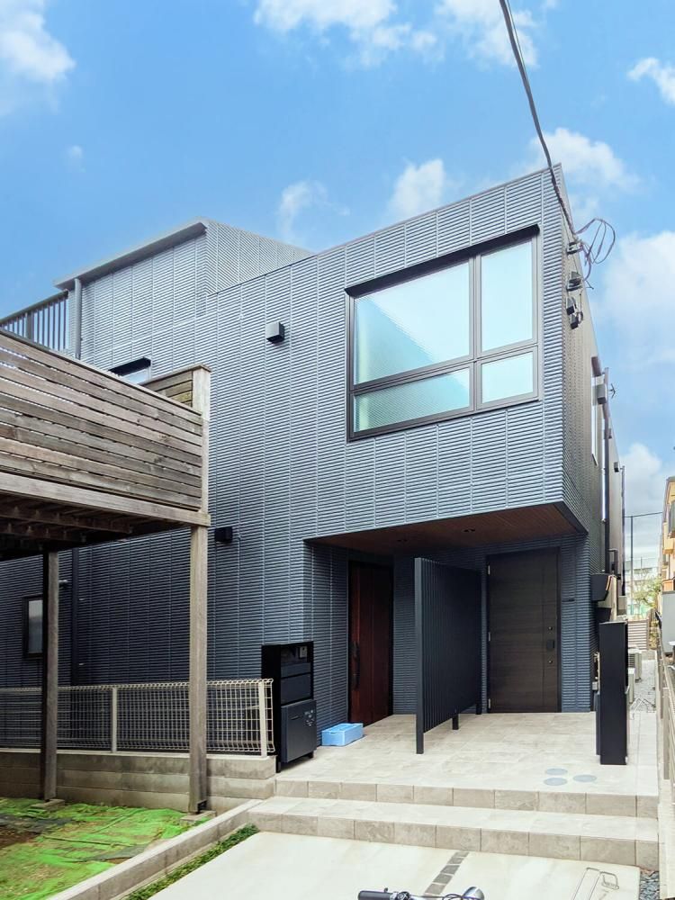 �_�ސ쌧���s�����捡�䒇��18-22�̃}���V�����̌����O��