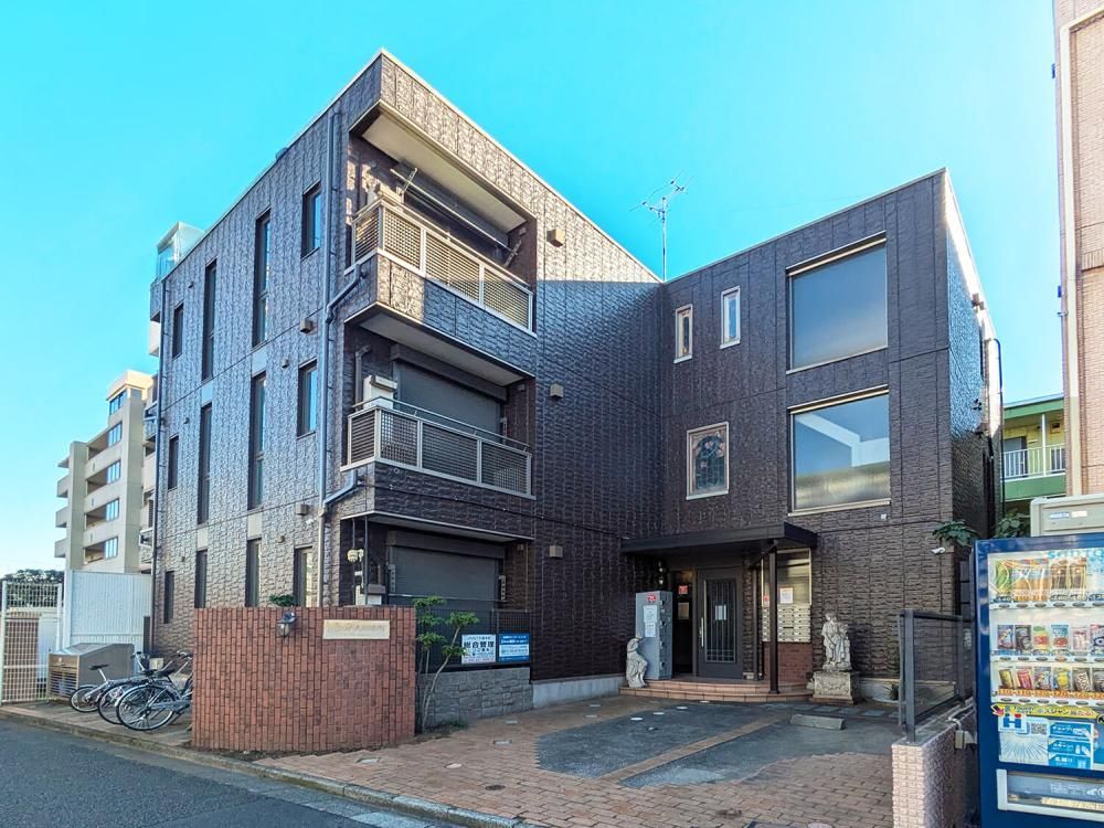 �_�ސ쌧���s�����t�{���̃}���V�����̊Ԏ�