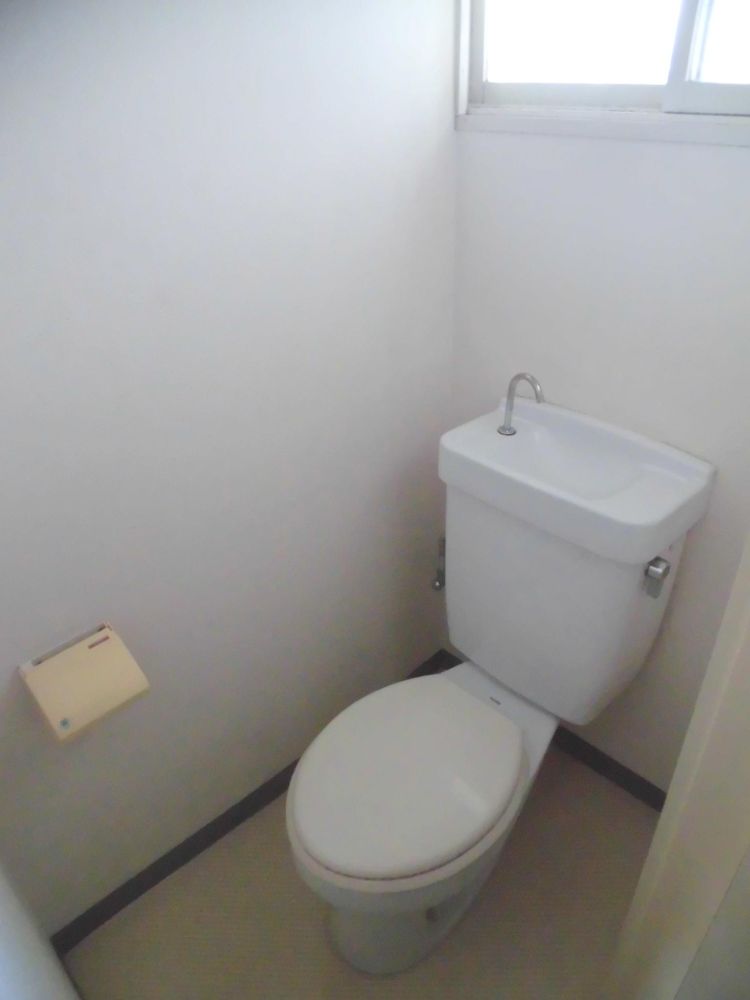 【トイレ】　バス・トイレ別※室内写真は同物件他室です
